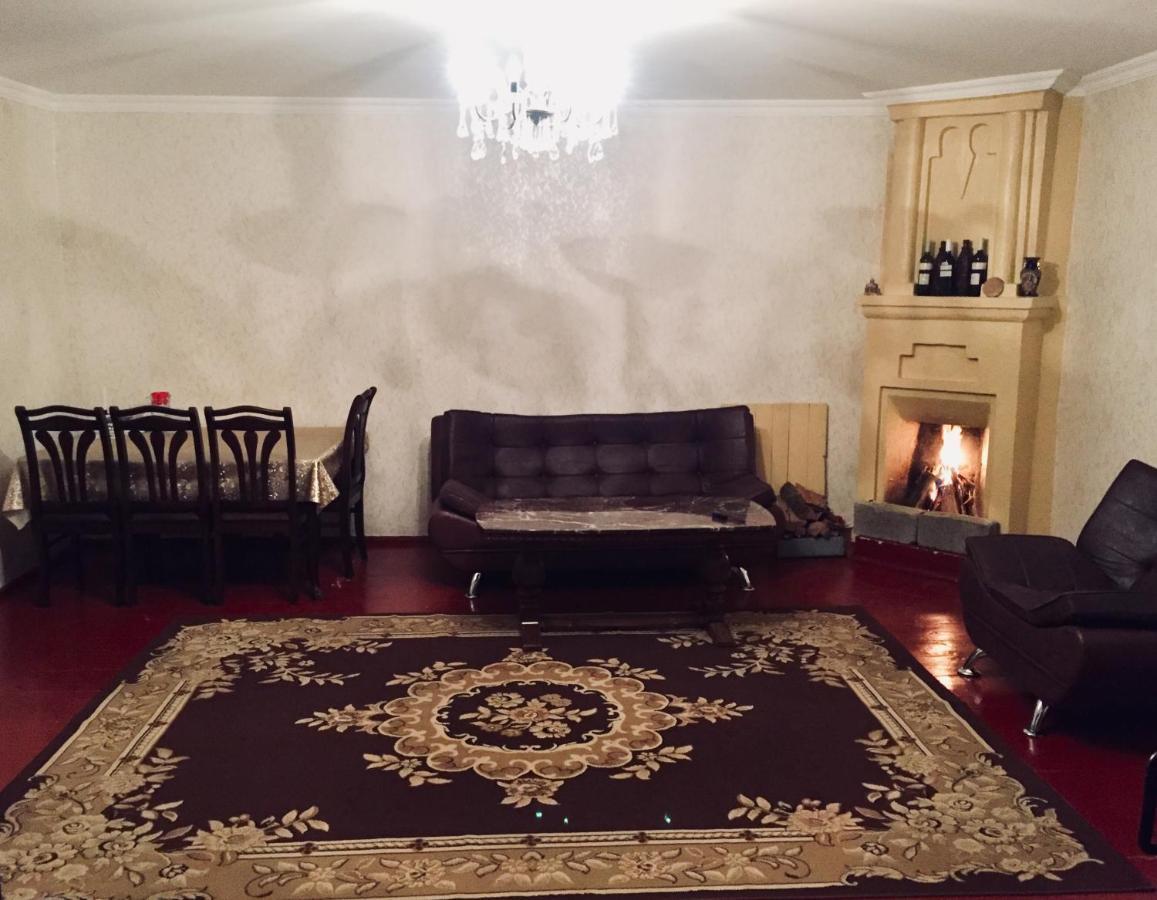 Butichi Guest House Chiatura Ngoại thất bức ảnh