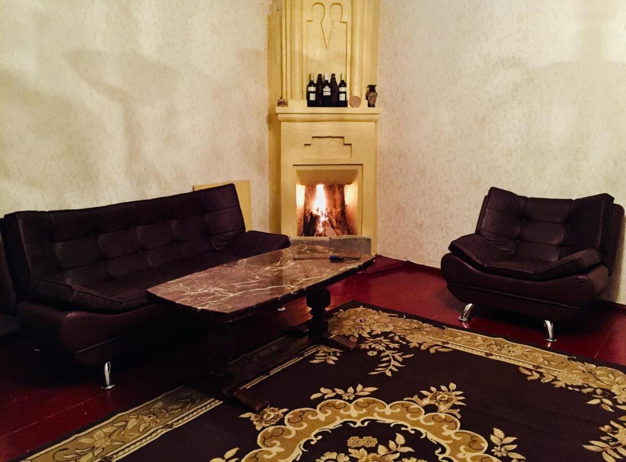 Butichi Guest House Chiatura Ngoại thất bức ảnh